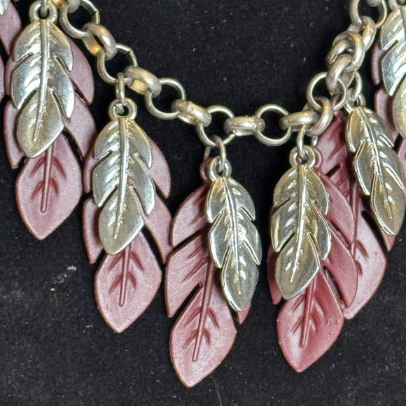 Feather necklace - Picture 2 of 2